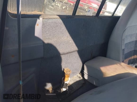 ✅ 1992 Ford Ranger • VIN: 1FTCR10U9NUA79454 • Lot: 42696884. Listed on IAAI with 18,860 mi. Free auction sales archive from the USA and detailed vehicle history report at DreamBid. Image 8.