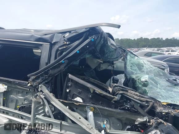 2023 Mitsubishi Outlander SE with VIN JA4T5UA94PZ045722, listed as a IAAI auction lot 43088606 with 49,555 mi miles and . Bid and sale history available at DreamBid. Image 12.