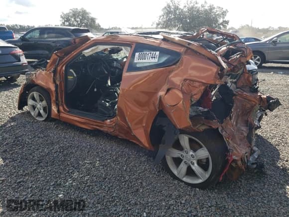 ✅ 2014 Hyundai Veloster • VIN: KMHTC6AD5EU206970 • Lot: 80001744. Wystawiony na Copart z przebiegiem Nie podano. Bezpłatny archiwum sprzedaży aukcyjnych z USA i szczegółowy raport historii pojazdu na DreamBid. Zdjęcie 2.