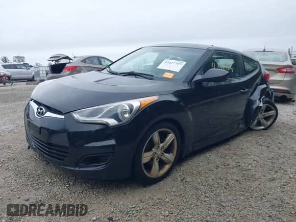 2012 Hyundai Veloster w/Red Int с VIN KMHTC6AD8CU072100, выставлен на аукционе IAAI как лот 43427707 с пробегом 178 258 миль миль и . История ставок и продаж доступна на DreamBid. Изображение 2.