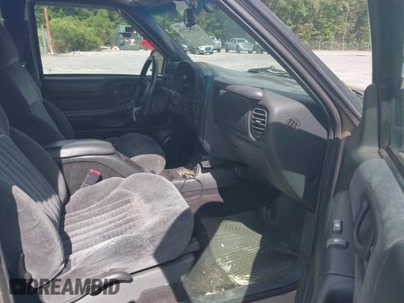 ✅ 2001 Chevrolet S-10 LS ZR2 • VIN: 1GCCT19W618149436 • Лот: 42692715. Опубликован ранее на IAAI с пробегом 197 853 миль. Бесплатный доступ к архиву аукционных продаж из США и подробный отчёт об истории автомобиля на DreamBid. Изображение 8.