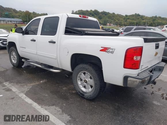 ✅ 2013 Chevrolet Silverado 1500 LT • VIN: 3GCPKSE70DG216846 • Lot: 43545307. Wystawiony na IAAI z przebiegiem 161 922 mil. Bezpłatny archiwum sprzedaży aukcyjnych z USA i szczegółowy raport historii pojazdu na DreamBid. Zdjęcie 3.