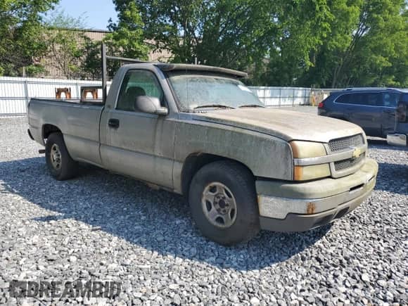 2004 Chevrolet Silverado 1500 LS z VIN 1GCEC14T84E230899, wystawiony jako Copart lot #60497185 z przebiegiem 227 145 mil mil oraz Czysty tytuł • Clean title. Historia ofert i sprzedaży dostępna na DreamBid. Obrazek 4.