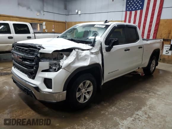 ✅ 2020 GMC Sierra 1500 • VIN: 1GTR9AEK3LZ274628 • Лот: 54250305. Опубликован ранее на Copart с пробегом 108 887 миль. Бесплатный доступ к архиву аукционных продаж из США и подробный отчёт об истории автомобиля на DreamBid. Изображение 1.