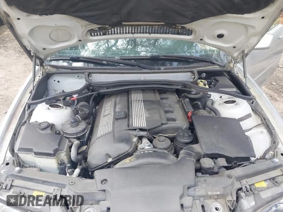 ✅ 2006 BMW 3 Series 325Ci • VIN: WBABW33466PX87945 • Lot: 42019374. Listed on IAAI with 154,171 mi. Free auction sales archive from the USA and detailed vehicle history report at DreamBid. Image 10.