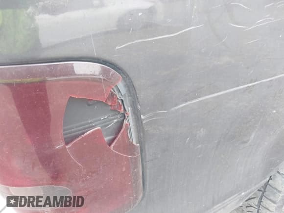 ✅ 2005 Ford F-150 XLT • VIN: 1FTRW12WX5FA40877 • Lot: 41760089. Listed on IAAI with 182,419 mi. Free auction sales archive from the USA and detailed vehicle history report at DreamBid. Image 12.