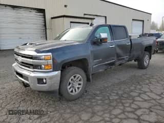 2019 Chevrolet Silverado 3500HD LTZ с VIN 1GC4KXEY1KF187901, выставлен на аукционе Copart как лот 50306325 с пробегом 74 057 миль миль и Списание • Salvage title. История ставок и продаж доступна на DreamBid. Изображение 1.