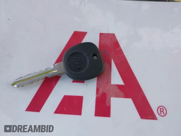 ✅ 2008 Chevrolet Silverado 2500HD LTZ • VIN: 1GCHK23658F173160 • Lot: 43628235. Wystawiony na IAAI z przebiegiem 772 758 mil. Bezpłatny archiwum sprzedaży aukcyjnych z USA i szczegółowy raport historii pojazdu na DreamBid. Zdjęcie 11.