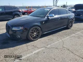 ✅ 2010 Audi S4 Premium Plus • VIN: WAUBGAFL4AA175033 • Лот: 58082735. Опубликован ранее на Copart с пробегом 126 529 миль. Бесплатный доступ к архиву аукционных продаж из США и подробный отчёт об истории автомобиля на DreamBid. Изображение 1.