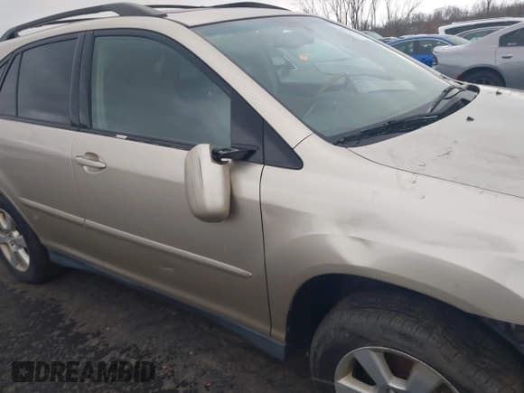 ✅ 2004 Lexus RX 330 • VIN: 2T2HA31U44C001078 • Лот: 43787691. Опубликован ранее на IAAI с пробегом 230 609 миль. Бесплатный доступ к архиву аукционных продаж из США и подробный отчёт об истории автомобиля на DreamBid. Изображение 13.