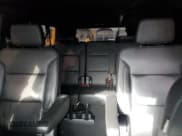 ✅ 2021 Chevrolet Suburban LT • VIN: 1GNSCCKD9MR137660 • Лот: 64658905. Опубликован ранее на Copart с пробегом 252 745 миль. Бесплатный доступ к архиву аукционных продаж из США и подробный отчёт об истории автомобиля на DreamBid. Изображение 10.