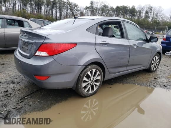 ✅ 2017 Hyundai Accent SE • VIN: KMHCT4AEXHU283917 • Лот: 81898413. Опубликован ранее на Copart с пробегом 76 905 миль. Бесплатный доступ к архиву аукционных продаж из США и подробный отчёт об истории автомобиля на DreamBid. Изображение 3.