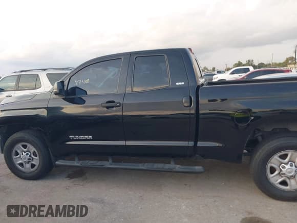 ✅ 2016 Toyota Tundra SR • VIN: 5TFRM5F1XGX107468 • Lot: 43636055. Wystawiony na IAAI z przebiegiem 167 349 mil. Bezpłatny archiwum sprzedaży aukcyjnych z USA i szczegółowy raport historii pojazdu na DreamBid. Zdjęcie 14.