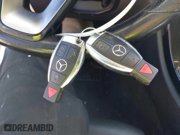 ✅ 2016 Mercedes-Benz C 300 • VIN: 55SWF4JB7GU122154 • Lot: 43624466. Listed on IAAI with 84,862 mi. Free auction sales archive from the USA and detailed vehicle history report at DreamBid. Image 11.