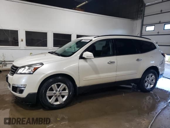 ✅ 2014 Chevrolet Traverse LT • VIN: 1GNKVHKD1EJ331820 • Lot: 72990654. Wystawiony na Copart z przebiegiem 154 238 mil. Bezpłatny archiwum sprzedaży aukcyjnych z USA i szczegółowy raport historii pojazdu na DreamBid. Zdjęcie 1.