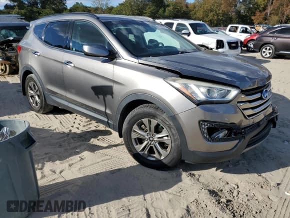 ✅ 2016 Hyundai Santa Fe • VIN: 5XYZU3LB6GG354927 • Лот: 89694125. Опубликован ранее на Copart с пробегом 121 686 миль. Бесплатный доступ к архиву аукционных продаж из США и подробный отчёт об истории автомобиля на DreamBid. Изображение 4.