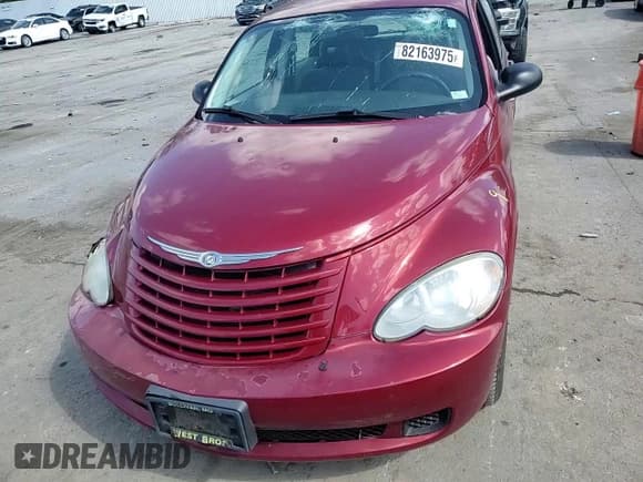 ✅ 2008 Chrysler PT Cruiser • VIN: 3A8FY48B18T125029 • Лот: 82163975. Опубликован ранее на Copart с пробегом Не указан. Бесплатный доступ к архиву аукционных продаж из США и подробный отчёт об истории автомобиля на DreamBid. Изображение 13.