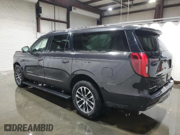 ✅ 2025 Ford Expedition Max Platinum • VIN: 1FMJK1M87SEA17884 • Lot: 93310925. Listed on Copart with 24,998 mi. Free auction sales archive from the USA and detailed vehicle history report at DreamBid. Image 2.