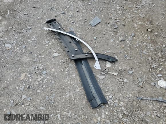 ✅ 2018 FIAT 500X Trekking • VIN: ZFBCFXCB9JP642035 • Лот: 60968915. Опубликован ранее на Copart с пробегом 57 228 миль. Бесплатный доступ к архиву аукционных продаж из США и подробный отчёт об истории автомобиля на DreamBid. Изображение 12.