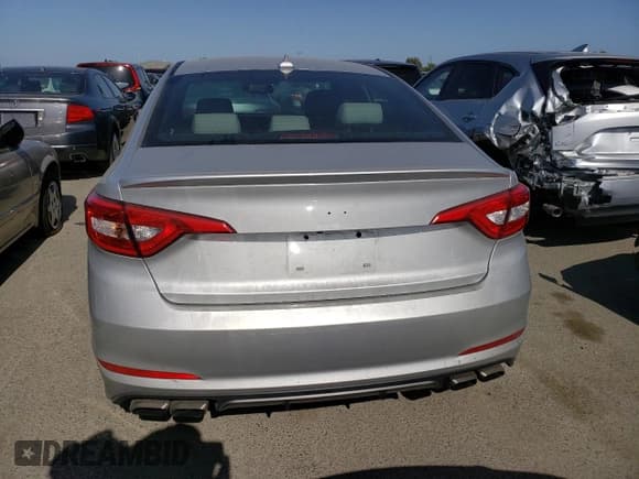 ✅ 2017 Hyundai Sonata Sport • VIN: 5NPE34AB5HH580400 • Лот: 53736563. Опубликован ранее на Copart с пробегом 55 789 миль. Бесплатный доступ к архиву аукционных продаж из США и подробный отчёт об истории автомобиля на DreamBid. Изображение 6.
