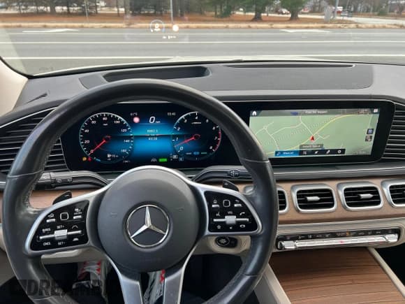 ✅ 2020 Mercedes-Benz GLE 450 • VIN: 4JGFB5KE1LA061104 • Lot: 92741575. Wystawiony na Copart z przebiegiem 85 128 mil. Bezpłatny archiwum sprzedaży aukcyjnych z USA i szczegółowy raport historii pojazdu na DreamBid. Zdjęcie 7.