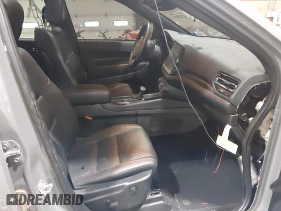 ✅ 2024 Dodge Durango GT Plus • VIN: 1C4RDJDG9RC228051 • Lot: 42279131. Listed on IAAI with 8,438 mi. Free auction sales archive from the USA and detailed vehicle history report at DreamBid. Image 5.