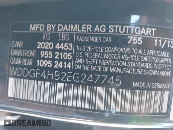 ✅ 2014 Mercedes-Benz C 250 Sport • VIN: WDDGF4HB2EG247745 • Lot: 43911327. Listed on IAAI with 81,813 mi. Free auction sales archive from the USA and detailed vehicle history report at DreamBid. Image 9.
