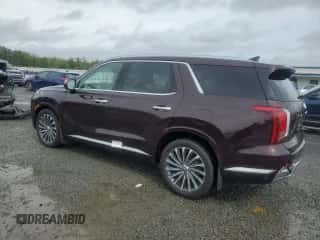 2023 Hyundai Palisade Calligraphy с VIN KM8R74GE3PU640522, выставлен на аукционе Copart как лот 72993674 с пробегом 14 475 миль миль и Списание • Salvage title. История ставок и продаж доступна на DreamBid. Изображение 2.