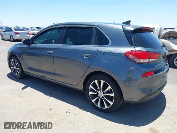 ✅ 2019 Hyundai Elantra • VIN: KMHH35LE6KU109519 • Lot: 42440088. Wystawiony na IAAI z przebiegiem 46 671 mil. Bezpłatny archiwum sprzedaży aukcyjnych z USA i szczegółowy raport historii pojazdu na DreamBid. Zdjęcie 3.