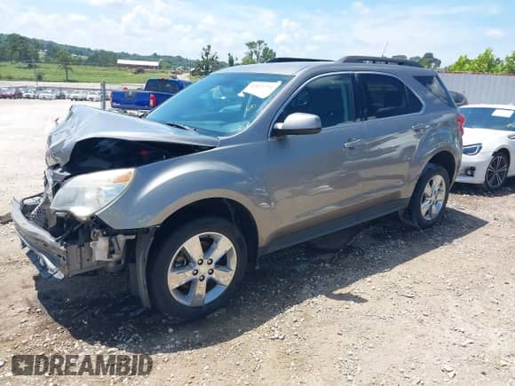 2012 Chevrolet Equinox 1LT with VIN 2GNFLDE58C6375554, listed as a IAAI auction lot 42823711 with 146,823 mi miles and . Bid and sale history available at DreamBid. Image 2.