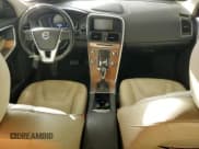 ✅ 2016 Volvo XC60 T5 Platinum • VIN: YV4612RM4G2867129 • Lot: 89442325. Wystawiony na Copart z przebiegiem Nie podano. Bezpłatny archiwum sprzedaży aukcyjnych z USA i szczegółowy raport historii pojazdu na DreamBid. Zdjęcie 8.