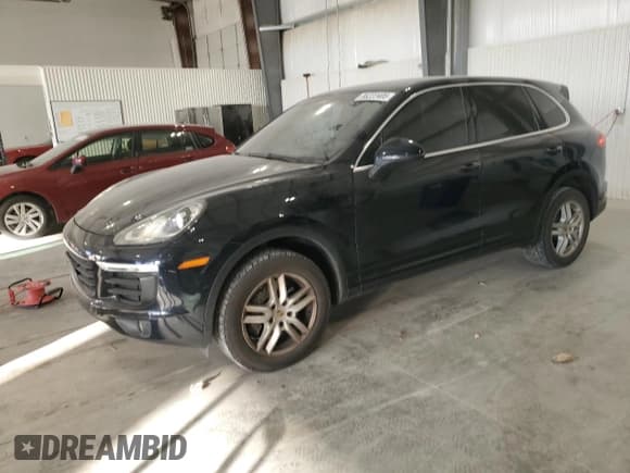 ✅ 2016 Porsche Cayenne • VIN: WP1AA2A26GLA09564 • Lot: 86222405. Wystawiony na Copart z przebiegiem 99 688 mil. Bezpłatny archiwum sprzedaży aukcyjnych z USA i szczegółowy raport historii pojazdu na DreamBid. Zdjęcie 1.