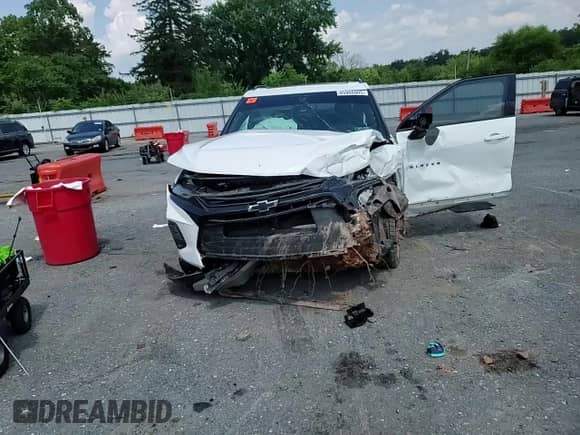 2022 Chevrolet Blazer LT z VIN 3GNKBJR49NS194369, wystawiony jako Copart lot #65966905 z przebiegiem 54 249 mil mil oraz Szkoda całkowita • Salvage title. Historia ofert i sprzedaży dostępna na DreamBid. Obrazek 14.