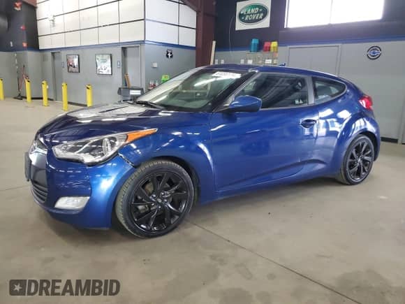 2017 Hyundai Veloster с VIN KMHTC6AD7HU315662, выставлен на аукционе Copart как лот 61096124 с пробегом 121 642 миль миль и Чистый • Clean title. История ставок и продаж доступна на DreamBid. Изображение 1.