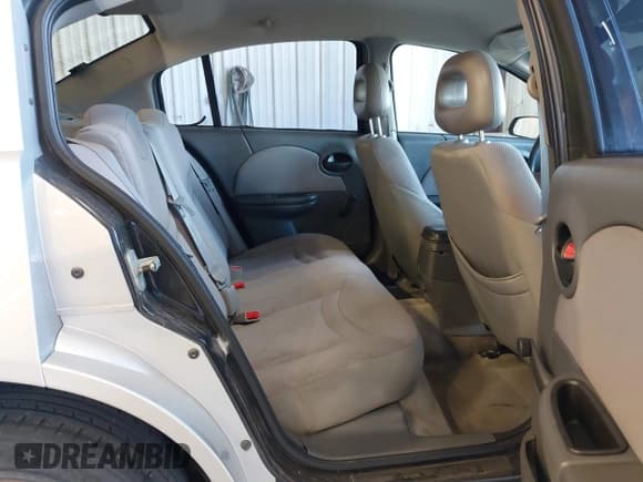 ✅ 2004 Saturn ION ION 2 • VIN: 1G8AZ52F94Z203070 • Lot: 43885987. Listed on IAAI with 192,076 mi. Free auction sales archive from the USA and detailed vehicle history report at DreamBid. Image 8.