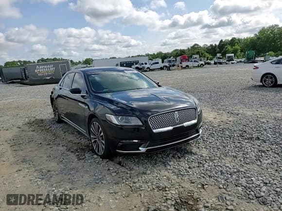 ✅ 2019 Lincoln Continental Select • VIN: 1LN6L9SK8K5605776 • Lot: 62071464. Listed on Copart with 55,379 mi. Free auction sales archive from the USA and detailed vehicle history report at DreamBid. Image 10.