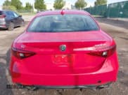 ✅ 2018 Alfa Romeo Giulia Ti Sport • VIN: ZARFAEEN7J7576238 • Лот: 42462272. Опубликован ранее на IAAI с пробегом 53 105 миль. Бесплатный доступ к архиву аукционных продаж из США и подробный отчёт об истории автомобиля на DreamBid. Изображение 17.