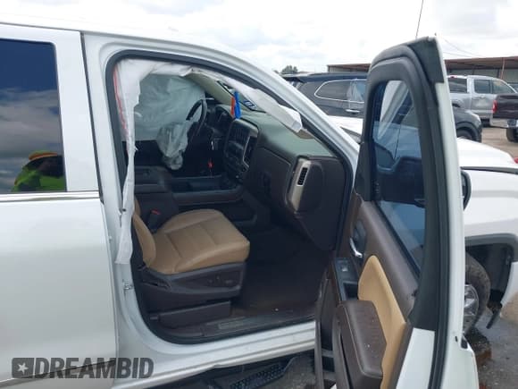 ✅ 2017 GMC Sierra 1500 Denali • VIN: 3GTU2PEJ9HG395566 • Lot: 43288882. Listed on IAAI with 87,680 mi. Free auction sales archive from the USA and detailed vehicle history report at DreamBid. Image 5.