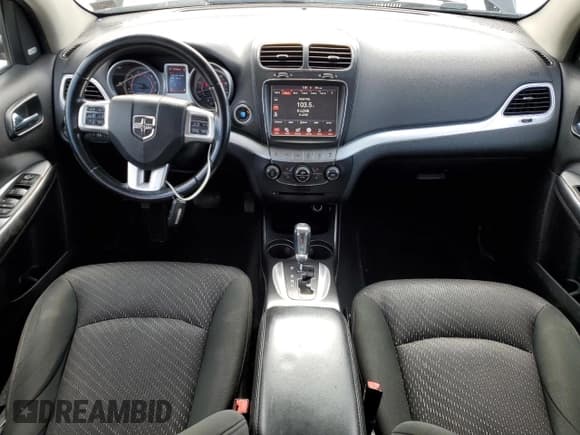 ✅ 2011 Dodge Journey Crew • VIN: 3D4PH3FG9BT507355 • Lot: 91064035. Wystawiony na Copart z przebiegiem 217 348 mil. Bezpłatny archiwum sprzedaży aukcyjnych z USA i szczegółowy raport historii pojazdu na DreamBid. Zdjęcie 8.