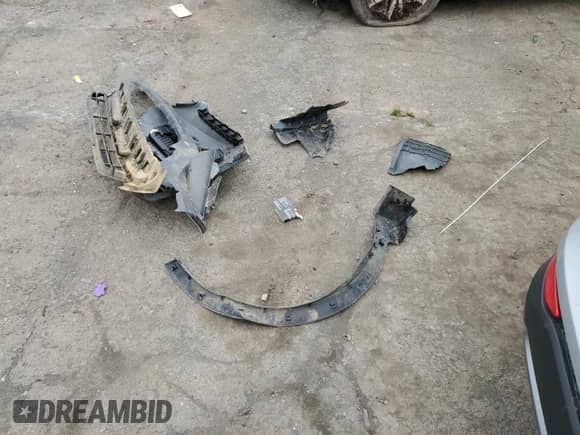 ✅ 2016 Hyundai Santa Fe Limited • VIN: 5XYZUDLAXGG358122 • Lot: 49885054. Wystawiony na Copart z przebiegiem 145 802 mil mil. Skorzystaj z bezpłatnego archiwum sprzedaży aukcyjnych z USA i zobacz szczegółowy raport historii pojazdu na DreamBid. Zdjęcie 14.