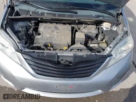 ✅ 2014 Toyota Sienna LE • VIN: 5TDKK3DC0ES509583 • Lot: 43424567. Listed on IAAI with 217,639 mi. Free auction sales archive from the USA and detailed vehicle history report at DreamBid. Image 10.