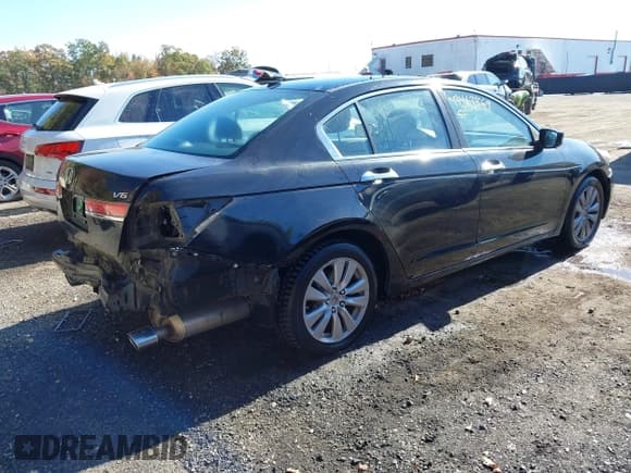 ✅ 2012 Honda Accord EX-L • VIN: 1HGCP3F89CA022568 • Lot: 43463869. Listed on IAAI with 183,400 mi. Free auction sales archive from the USA and detailed vehicle history report at DreamBid. Image 4.