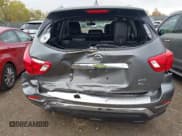 ✅ 2020 Nissan Pathfinder SL • VIN: 5N1DR2CM7LC633742 • Lot: 43263315. Listed on IAAI with 102,549 mi. Free auction sales archive from the USA and detailed vehicle history report at DreamBid. Image 16.