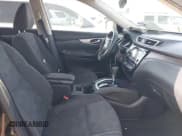 ✅ 2015 Nissan Rogue SV • VIN: KNMAT2MTXFP532478 • Lot: 42745566. Wystawiony na IAAI z przebiegiem 255 758 mil. Bezpłatny archiwum sprzedaży aukcyjnych z USA i szczegółowy raport historii pojazdu na DreamBid. Zdjęcie 5.