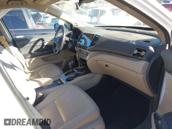 ✅ 2019 Honda Pilot EX-L • VIN: 5FNYF6H52KB015351 • Лот: 40983869. Опубликован ранее на IAAI с пробегом 119 328 миль. Бесплатный доступ к архиву аукционных продаж из США и подробный отчёт об истории автомобиля на DreamBid. Изображение 5.