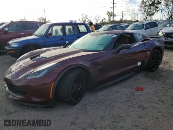 ✅ 2019 Chevrolet Corvette Grand Sport 3LT • VIN: 1G1YZ2D71K5117788 • Lot: 76973344. Wystawiony na Copart z przebiegiem 28 235 mil. Bezpłatny archiwum sprzedaży aukcyjnych z USA i szczegółowy raport historii pojazdu na DreamBid. Zdjęcie 1.