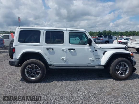 ✅ 2019 Jeep Wrangler Unlimited Sahara • VIN: 1C4HJXEG7KW589112 • Лот: 42970757. Опубликован ранее на IAAI с пробегом Не указан. Бесплатный доступ к архиву аукционных продаж из США и подробный отчёт об истории автомобиля на DreamBid. Изображение 13.