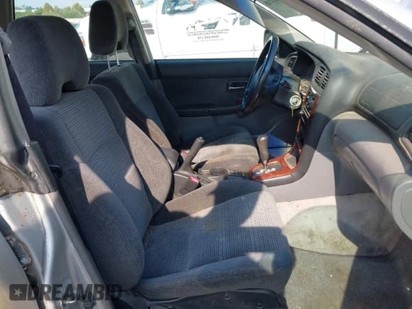 ✅ 2004 Subaru Legacy Outback • VIN: 4S3BH675247612817 • Лот: 42555748. Опубликован ранее на IAAI с пробегом 246 541 миль. Бесплатный доступ к архиву аукционных продаж из США и подробный отчёт об истории автомобиля на DreamBid. Изображение 5.