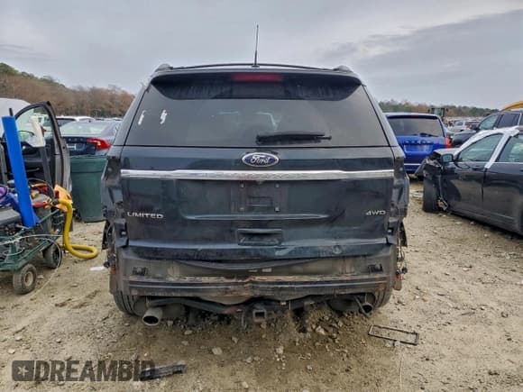 ✅ 2015 Ford Explorer Limited • VIN: 1FM5K8F87FGA09656 • Lot: 93121305. Wystawiony na Copart z przebiegiem 217 402 mil. Bezpłatny archiwum sprzedaży aukcyjnych z USA i szczegółowy raport historii pojazdu na DreamBid. Zdjęcie 6.