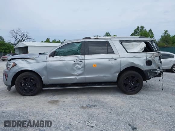✅ 2020 Ford Expedition Max Limited • VIN: 1FMJK1KT9LEA74743 • Lot: 42227862. Listed on IAAI with Not provided. Free auction sales archive from the USA and detailed vehicle history report at DreamBid. Image 14.